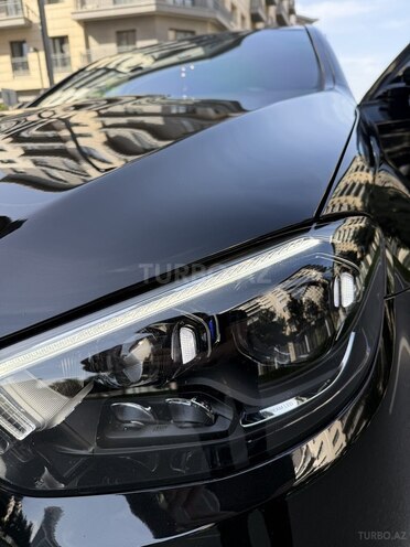 Mercedes E 200-17