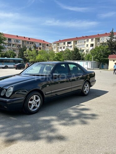 Mercedes E 230 1997, 517,689 km - 2.3 l - Sumqayıt