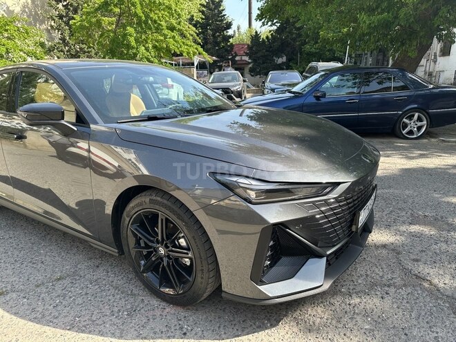 Changan Uni-V 2023, 18,800 km - 1.5 л - Bakı