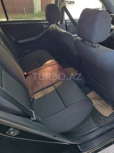 Toyota Corolla 2005, 300,000 km - 1.4 л - Bakı