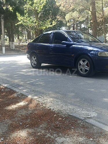 Opel Vectra 1996, 25,800 km - 1.8 l - Sumqayıt