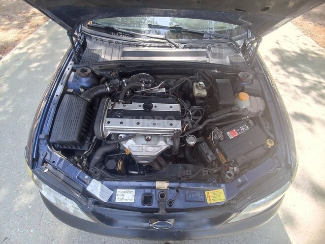 Opel Vectra 1996, 25,800 km - 1.8 l - Sumqayıt