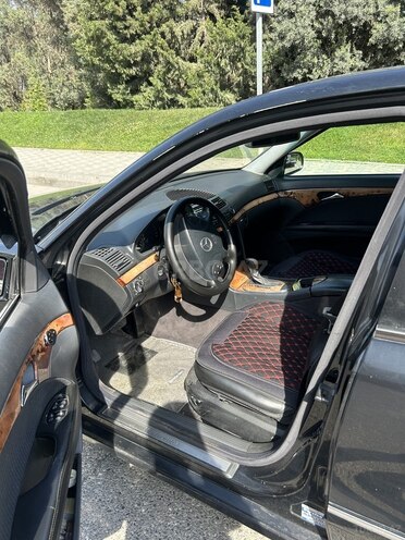 Mercedes E 220 d 2003, 280,000 km - 2.2 l - Bakı