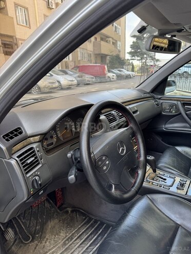 Mercedes E 320 2000, 292,000 km - 3.2 l - Bakı