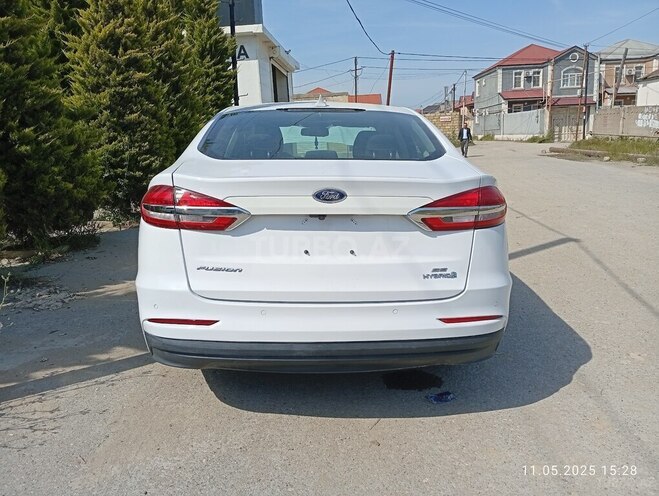Ford Fusion (North America) 2019, 129,000 km - 2.0 л - Bakı