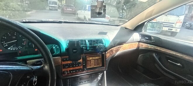 BMW 525 2000, 400,000 km - 2.5 l - Bakı