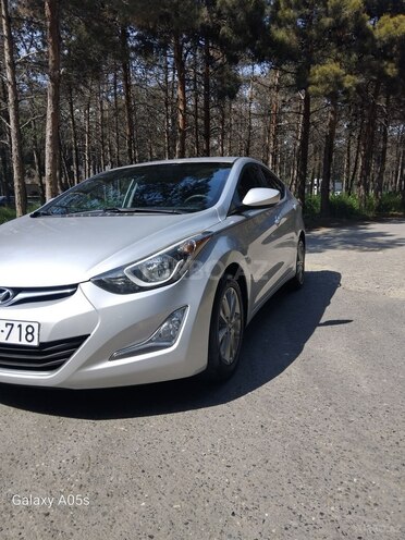 Hyundai Elantra 2015, 122,000 km - 1.8 l - Bakı