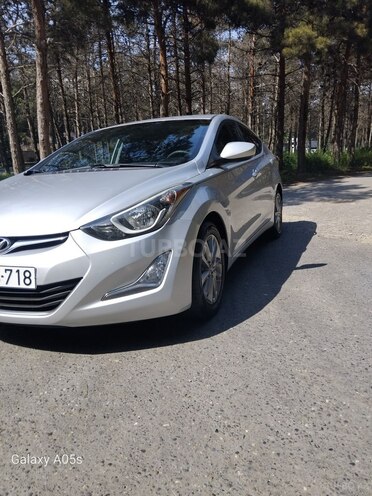 Hyundai Elantra 2015, 122,000 km - 1.8 l - Bakı