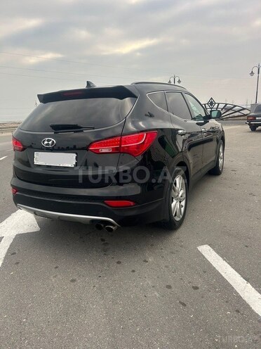 Hyundai Santa Fe-6