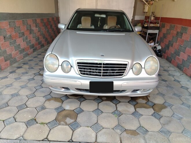 Mercedes E 320 2001, 470,000 km - 3.2 l - Bakı