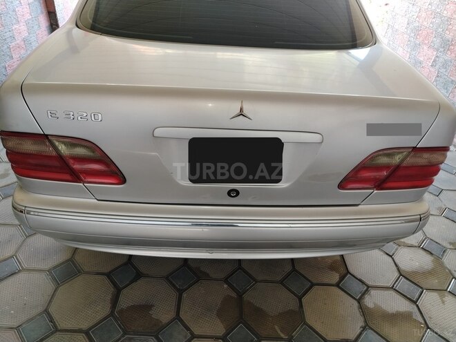 Mercedes E 320 2001, 470,000 km - 3.2 l - Bakı