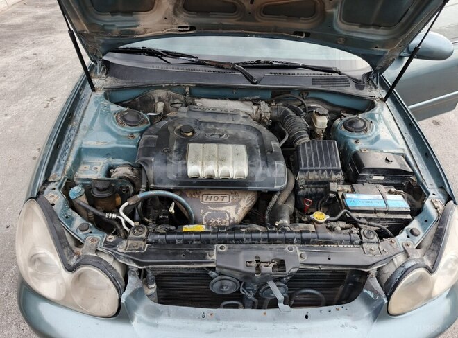 Hyundai Sonata-2