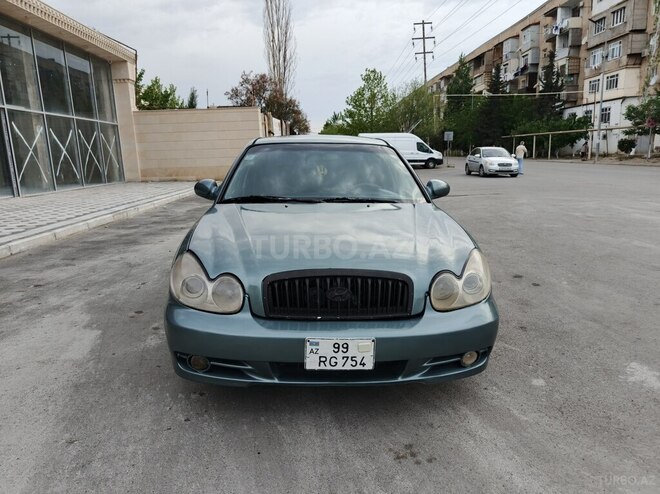 Hyundai Sonata-1