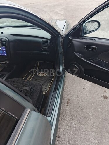 Hyundai Sonata-18