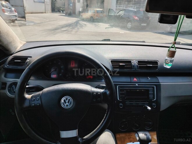 Volkswagen Passat 2005, 423,587 km - 2.0 l - Bakı