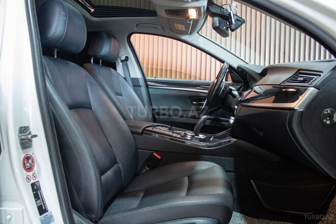 BMW 520 2016, 140,000 km - 2.0 l - Bakı