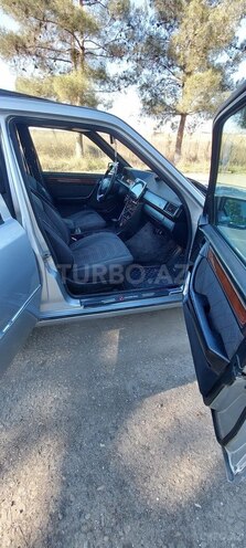 Mercedes E 200 1995, 690,000 km - 2.0 l - Bakı