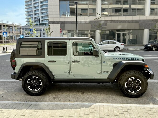 Jeep Wrangler-3