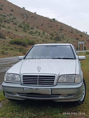 Mercedes C 180 1998, 326,124 km - 1.8 l - Naxçıvan
