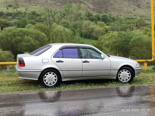 Mercedes C 180 1998, 326,124 km - 1.8 l - Naxçıvan