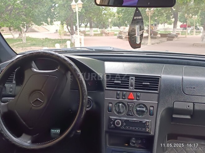 Mercedes C 180 1998, 326,124 km - 1.8 l - Naxçıvan