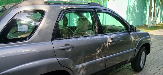 Kia Sportage 2009, 151,000 km - 2.0 л - Bakı