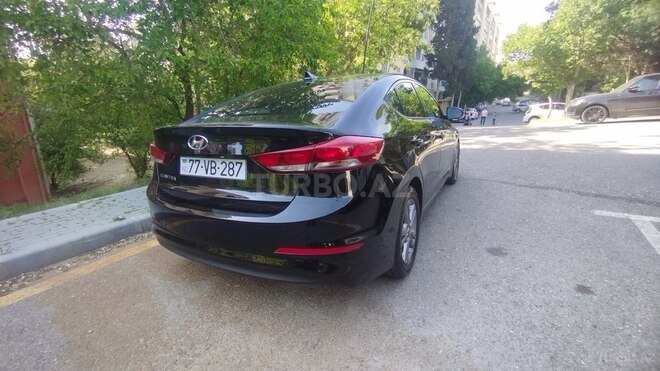 Hyundai Elantra 2018, 173,809 km - 2.0 l - Bakı