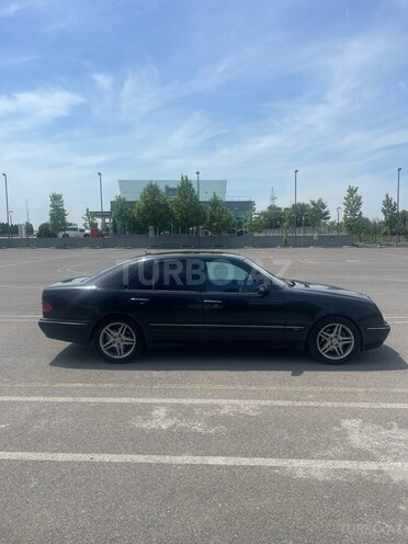 Mercedes E 320 2000, 294,000 km - 3.2 l - Bakı