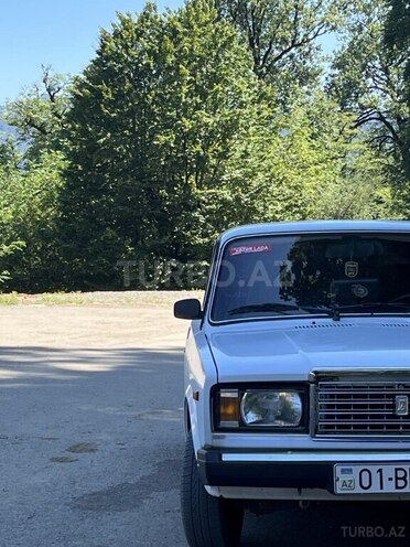 LADA (VAZ) 2107 2004, 98,000 km - 1.6 л - Yardımlı