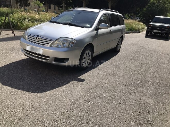 Toyota Corolla 2004, 380,000 km - 1.4 l - Bakı