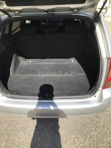 Toyota Corolla 2004, 380,000 km - 1.4 l - Bakı