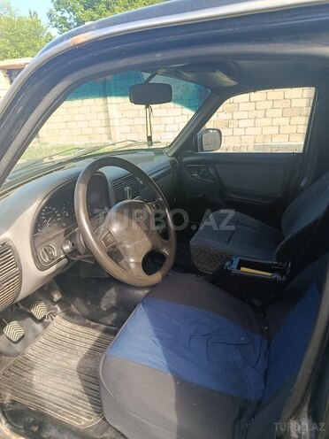 GAZ 3110 1998, 300,000 km - 2.5 l - Qəbələ