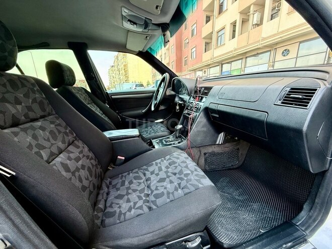Mercedes C 180 1999, 254,000 km - 1.8 л - Bakı