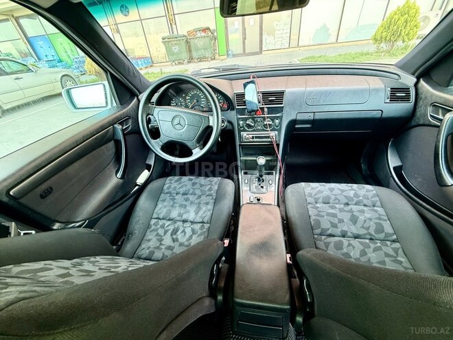 Mercedes C 180 1999, 254,000 km - 1.8 л - Bakı