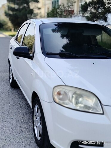 Chevrolet Aveo-2