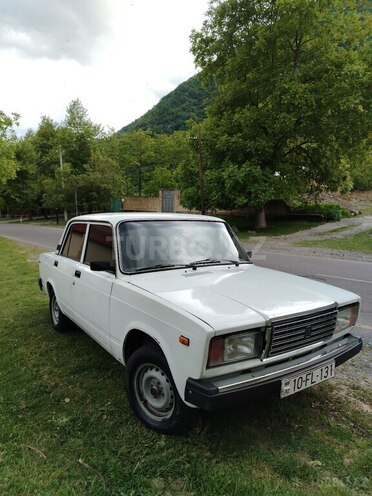 LADA (VAZ) 2107 1998, 98,000 km - 1.6 l - Qax