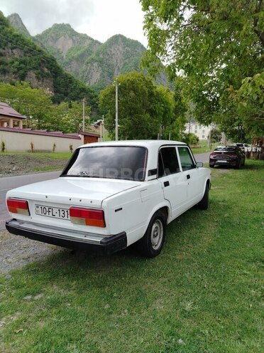 LADA (VAZ) 2107 1998, 98,000 km - 1.6 l - Qax