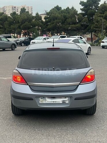 Opel Astra 2005, 235,000 km - 2.0 l - Bakı
