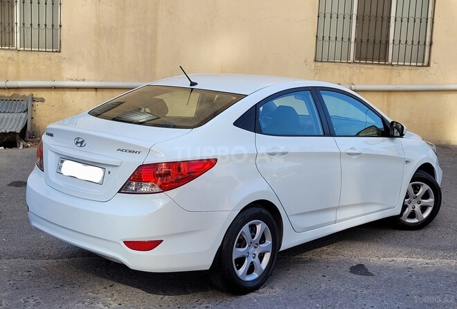 Hyundai Accent 2014, 195,000 km - 1.4 л - Bakı