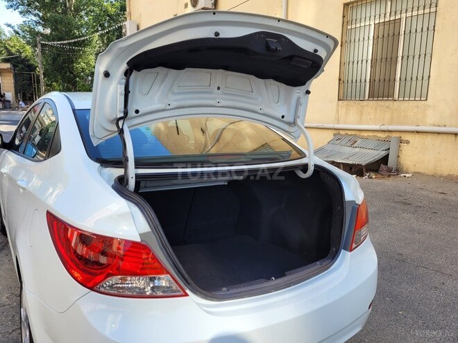 Hyundai Accent 2014, 195,000 km - 1.4 л - Bakı