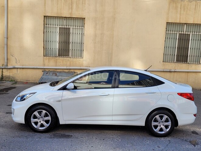 Hyundai Accent 2014, 195,000 km - 1.4 л - Bakı