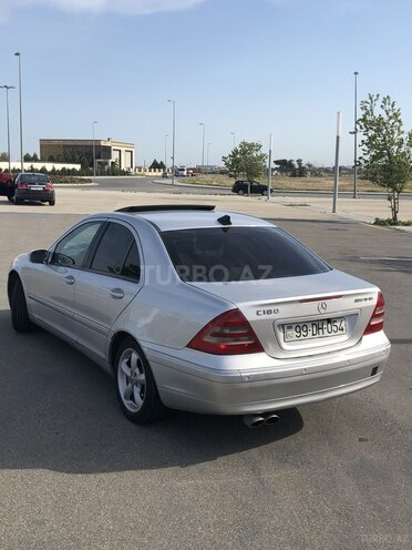 Mercedes C 180 2001, 438,000 km - 2.0 l - Bakı