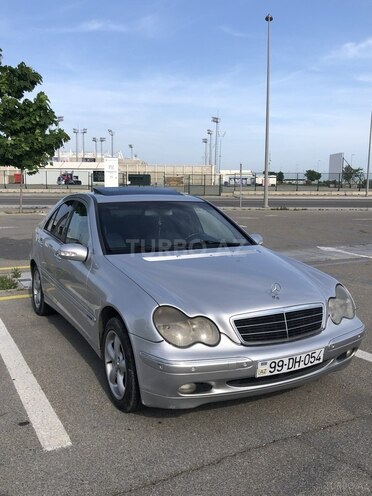Mercedes C 180 2001, 438,000 km - 2.0 l - Bakı