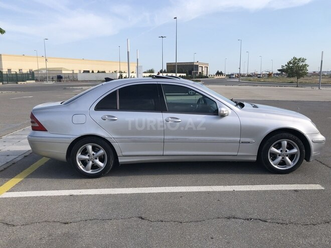 Mercedes C 180 2001, 438,000 km - 2.0 l - Bakı