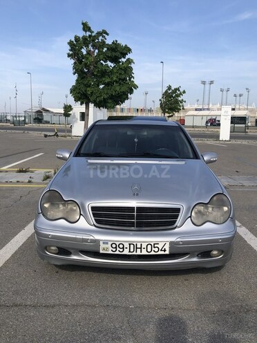 Mercedes C 180 2001, 438,000 km - 2.0 l - Bakı