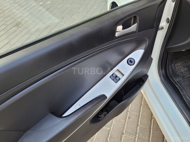 Hyundai Accent 2014, 195,000 km - 1.4 л - Bakı