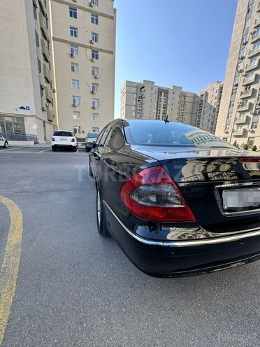 Mercedes E 220 d 2002, 403,000 km - 2.2 l - Bakı
