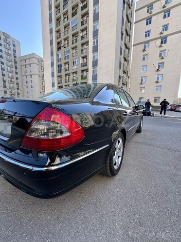 Mercedes E 220 d 2002, 403,000 km - 2.2 l - Bakı