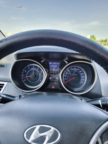 Hyundai Elantra 2012, 198,000 km - 1.8 л - Bakı