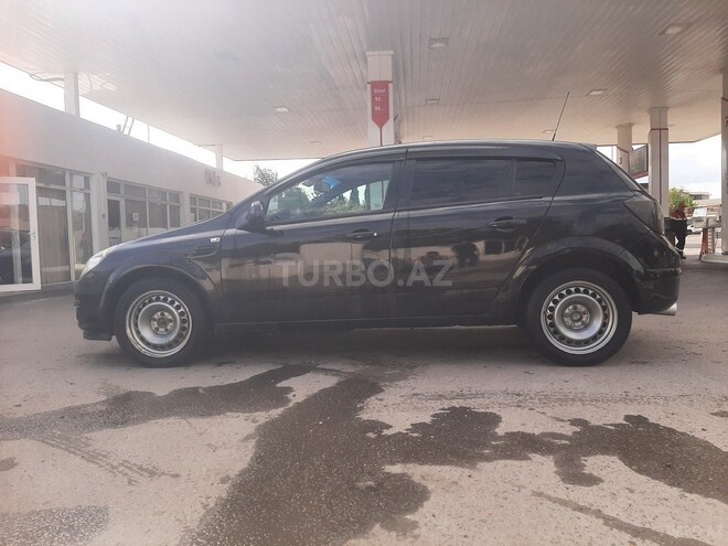 Opel Astra 2006, 270,000 km - 1.7 l - Bakı